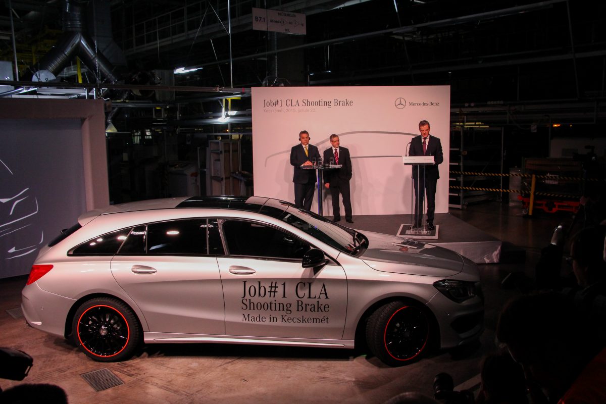 MERCEDES-BENZ