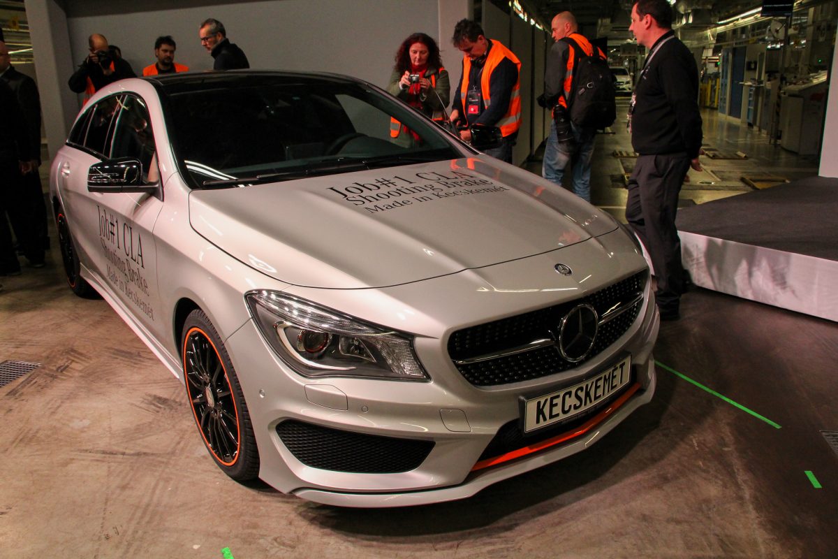 MERCEDES-BENZ