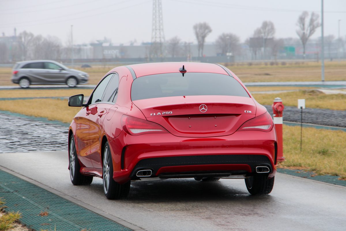 MERCEDES-BENZ