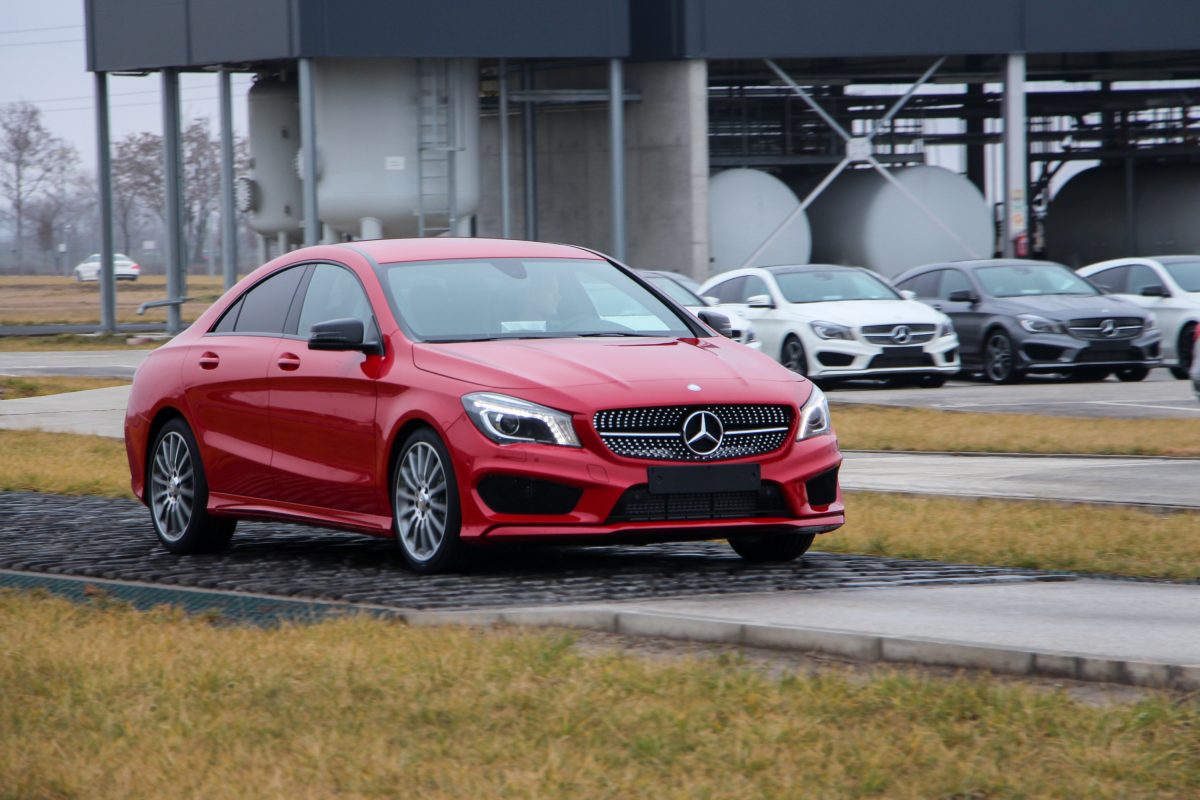 MERCEDES-BENZ