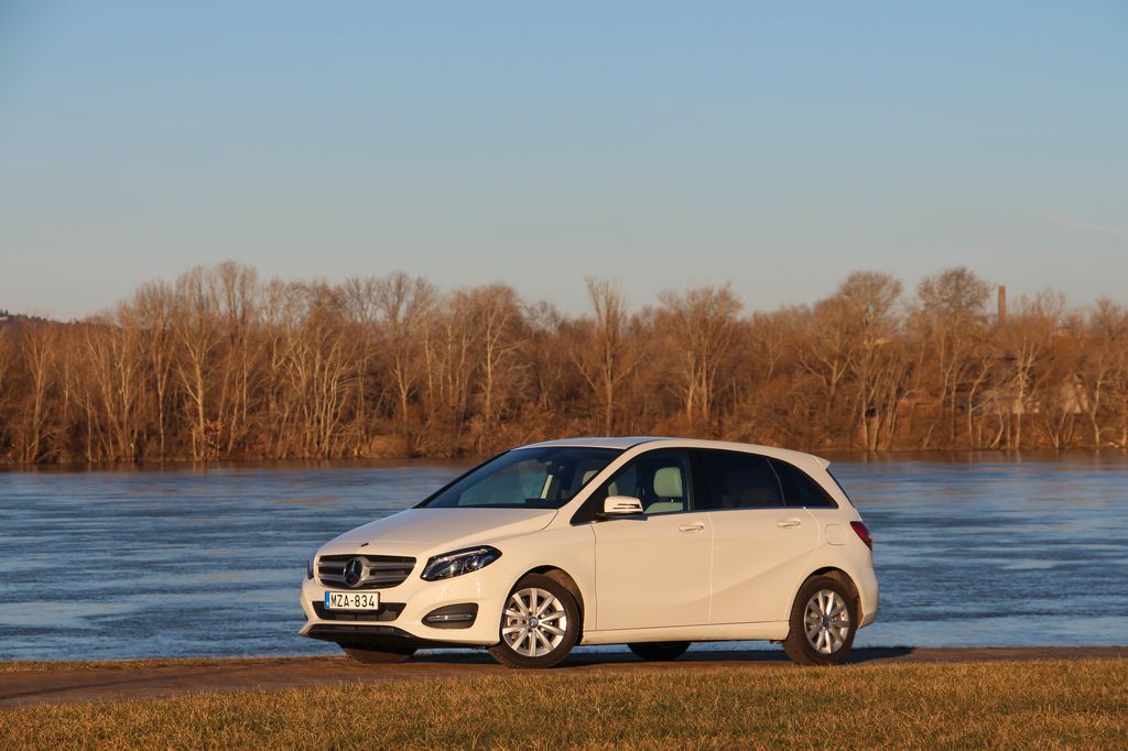 MERCEDES-BENZ B-OSZTÁLY