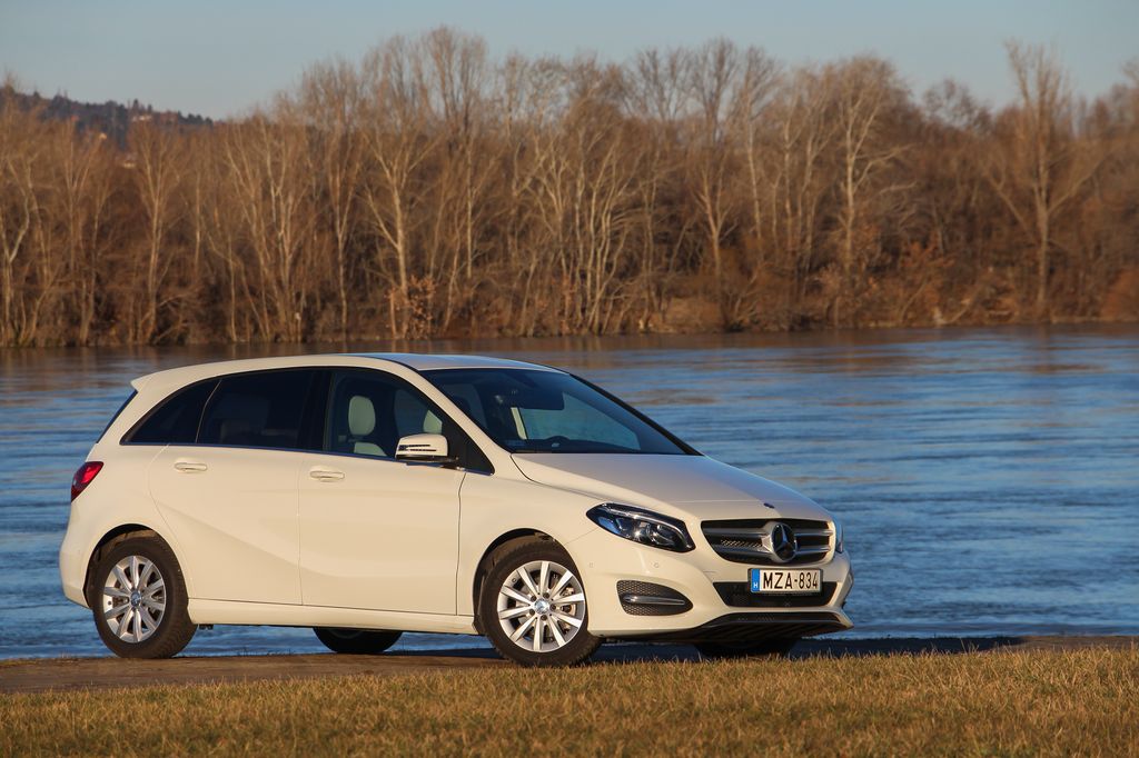 MERCEDES-BENZ B-OSZTÁLY