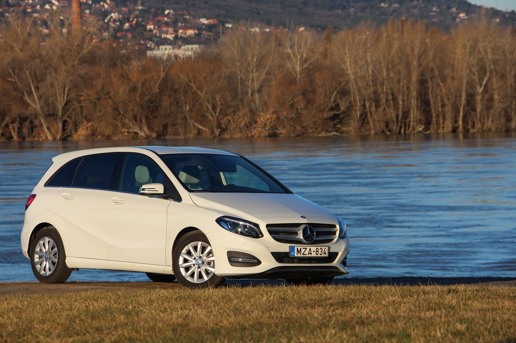 MERCEDES-BENZ B-OSZTÁLY