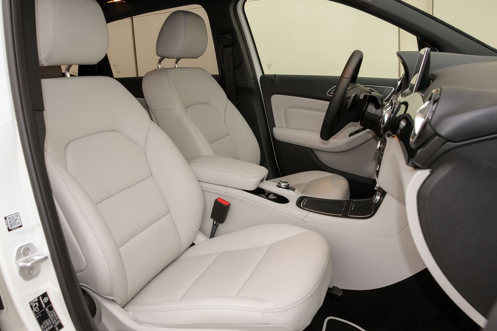 MERCEDES-BENZ B-OSZTÁLY