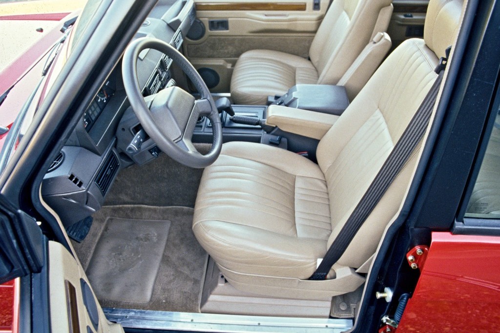LAND ROVER