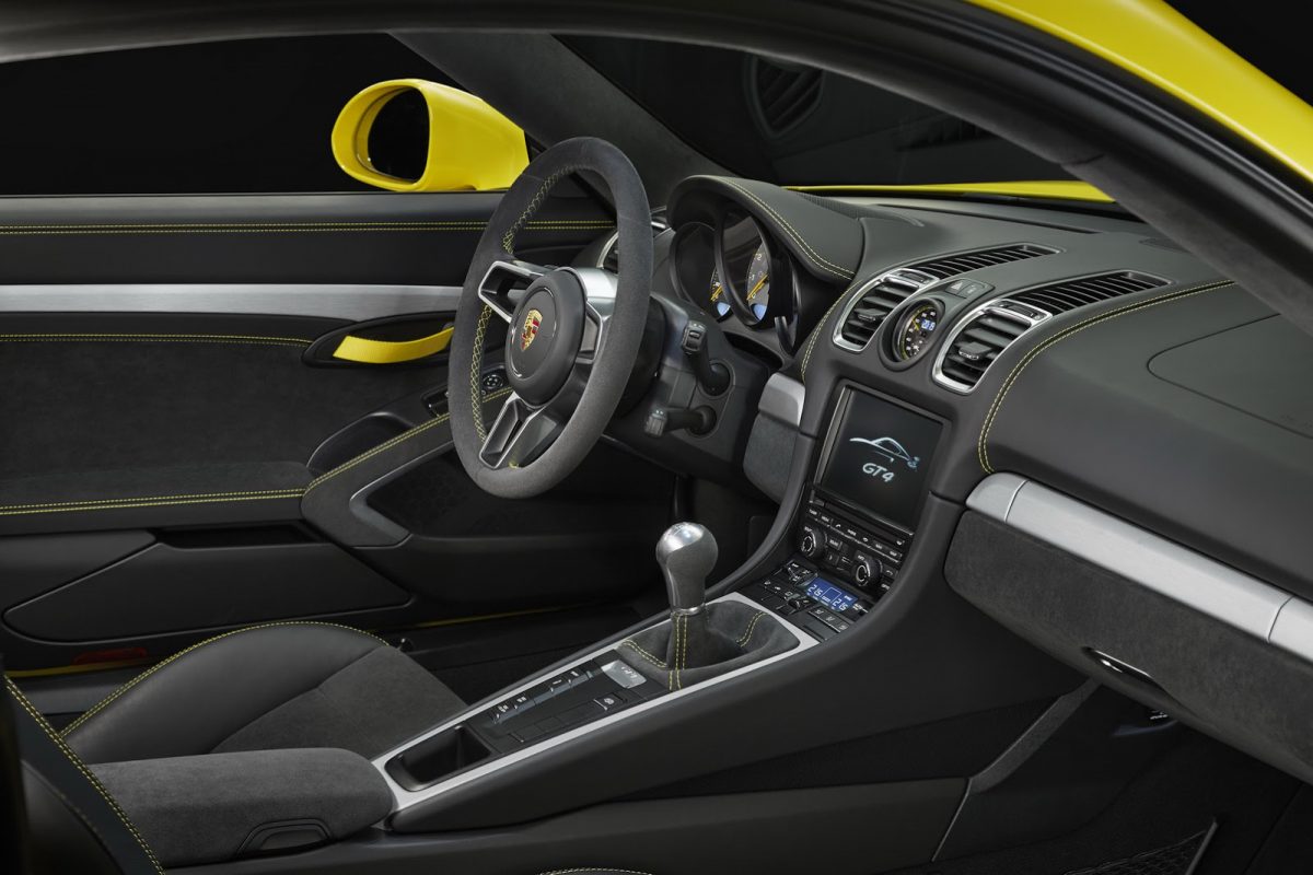 PORSCHE