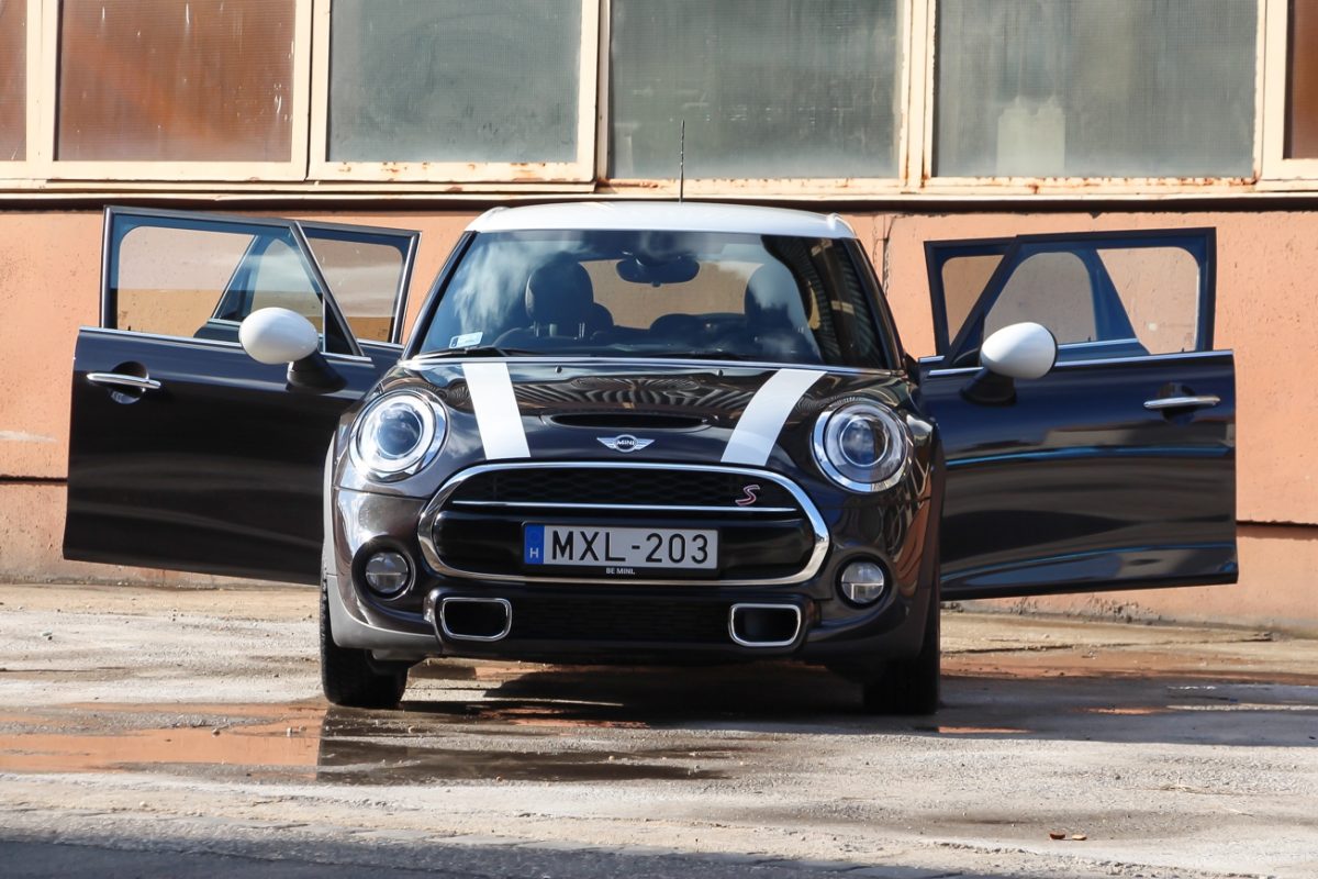 MINI