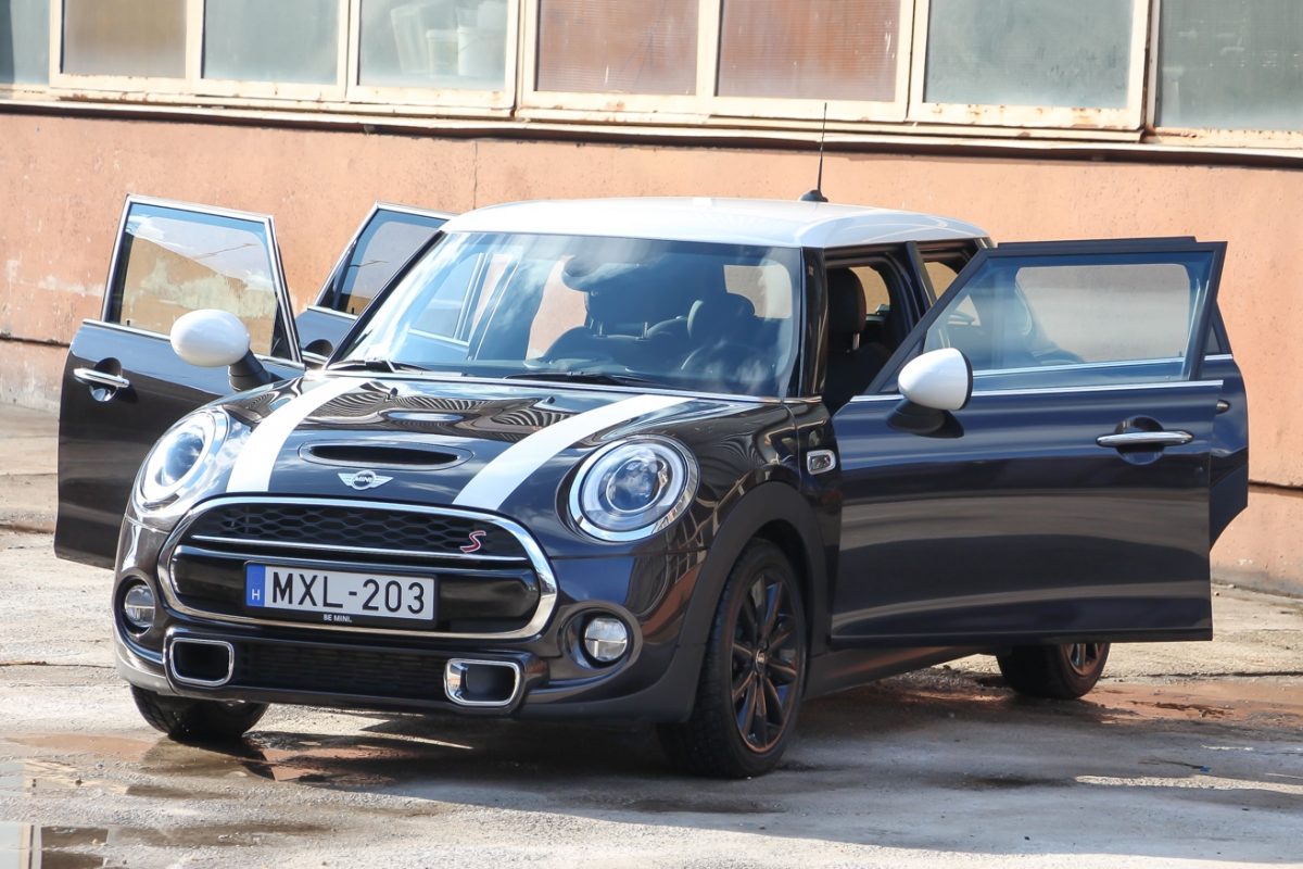 MINI