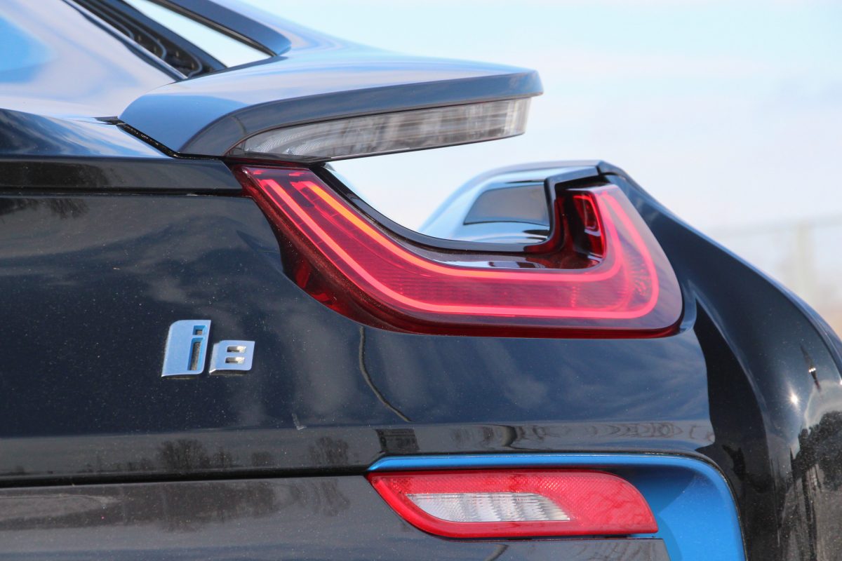 BMW I8