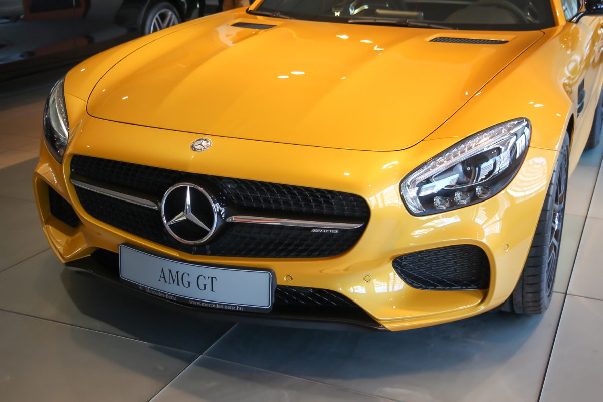 MERCEDES-BENZ