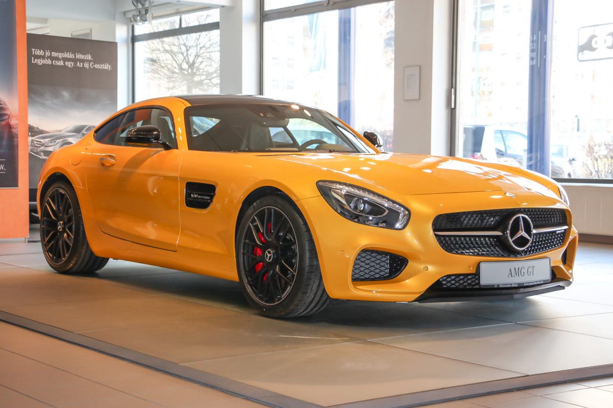 MERCEDES-BENZ