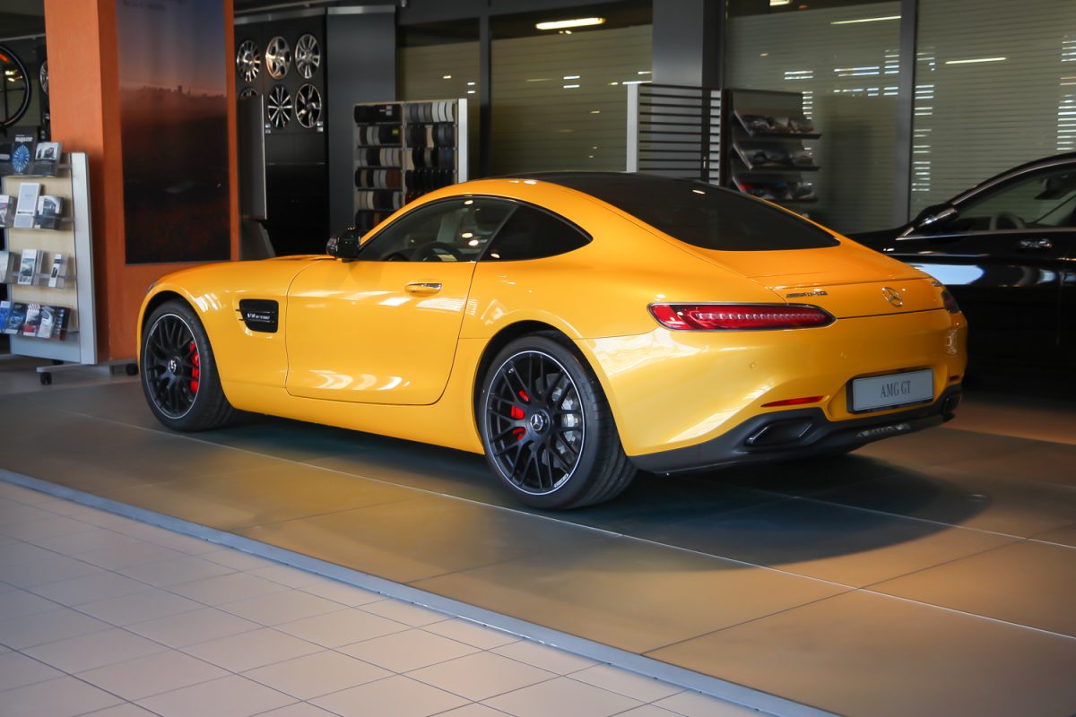 MERCEDES-BENZ