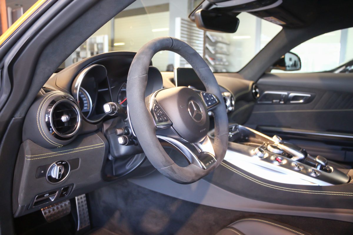 MERCEDES-BENZ