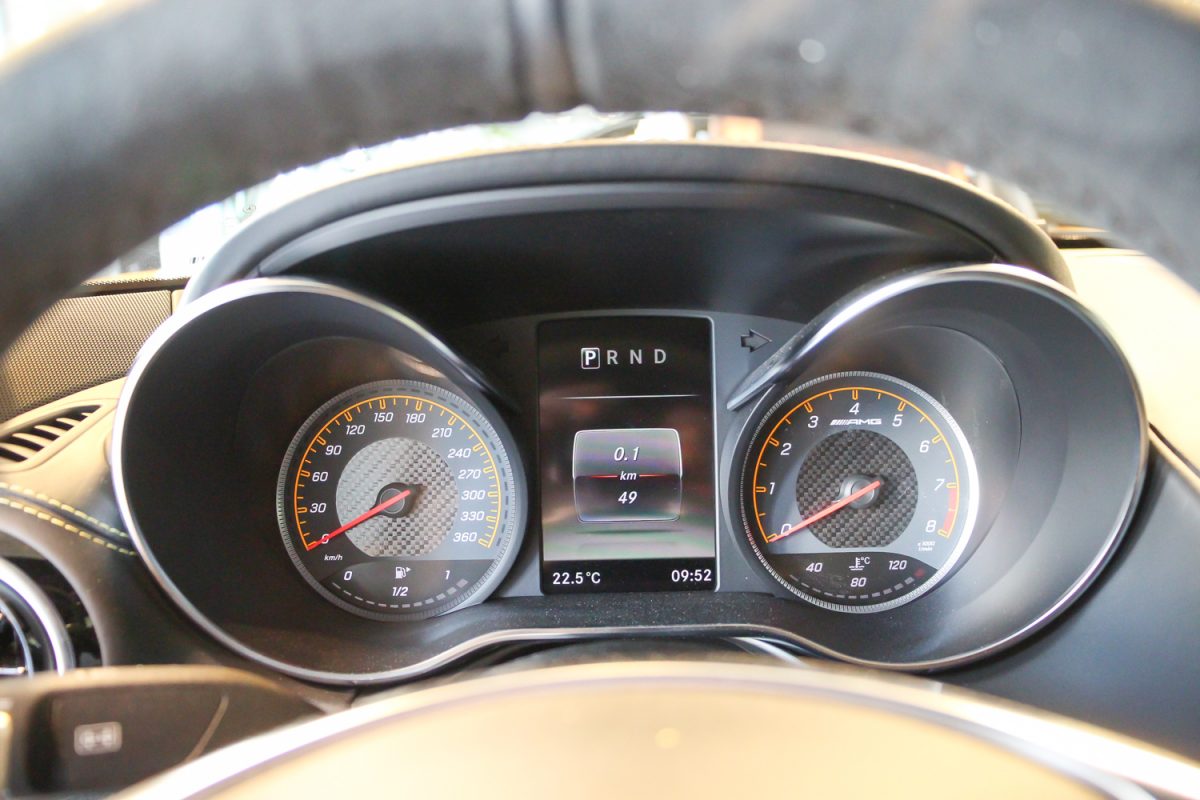 MERCEDES-BENZ