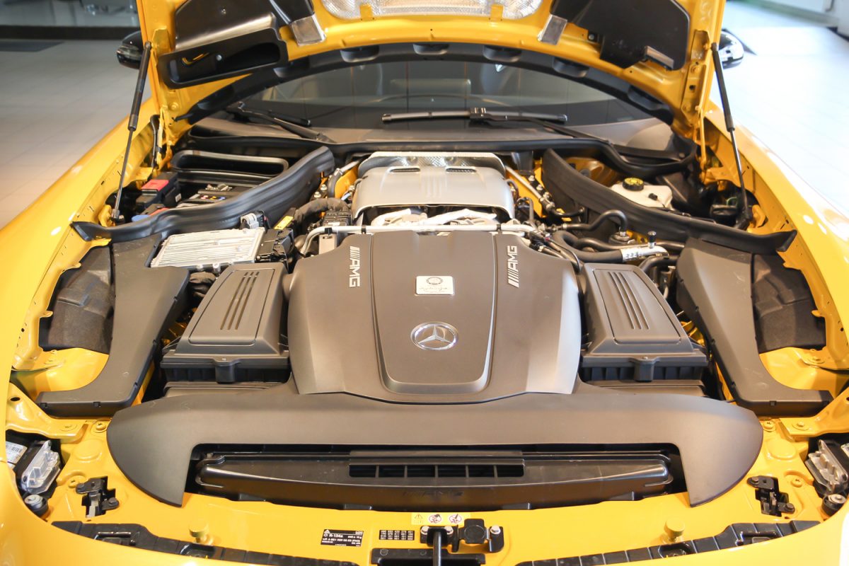 MERCEDES-BENZ