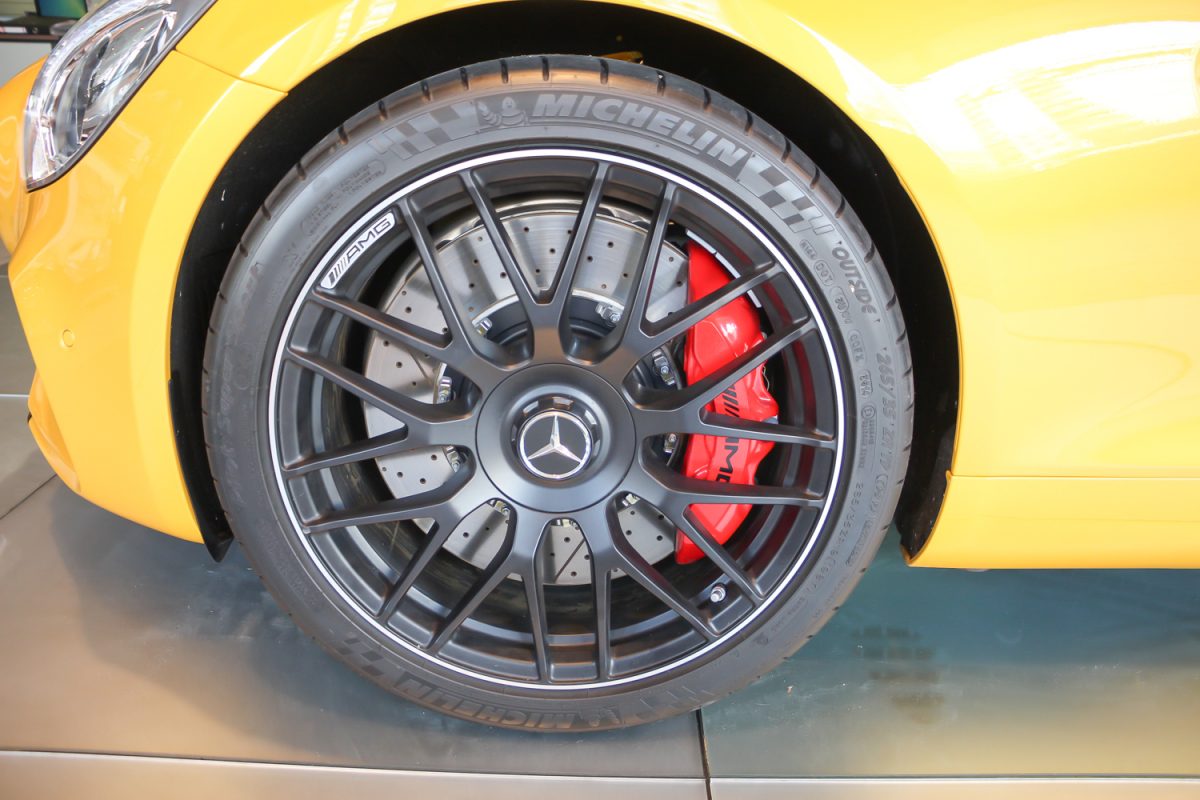 MERCEDES-BENZ