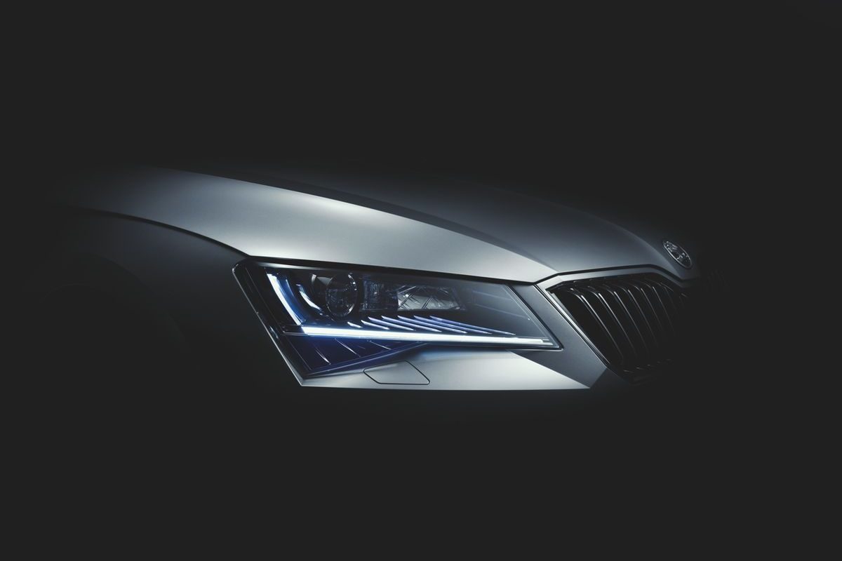 SKODA SUPERB