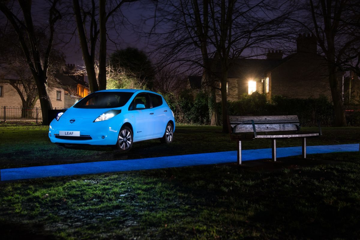 NISSAN LEAF