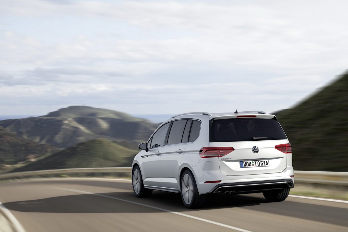VOLKSWAGEN TOURAN