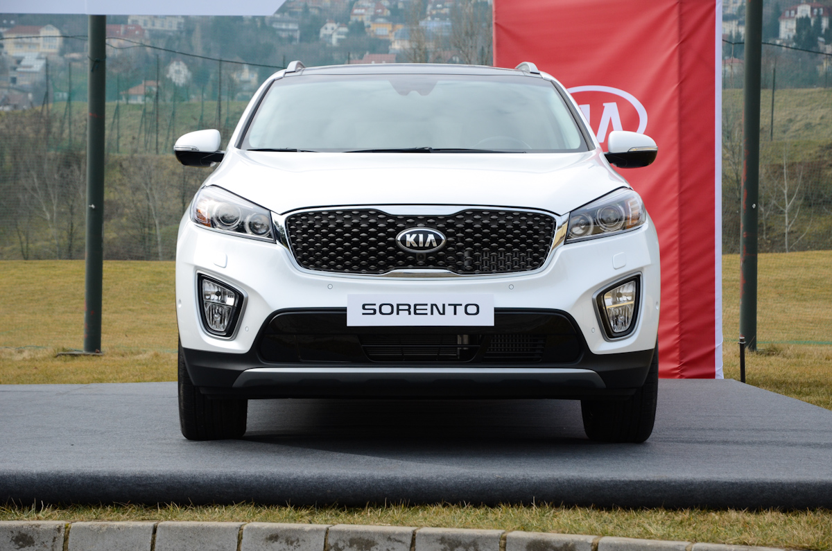 KIA SORENTO