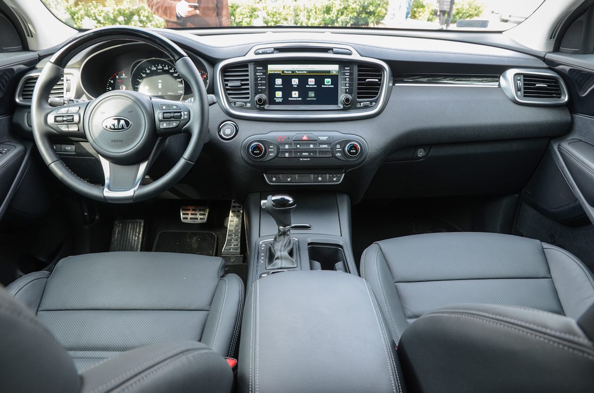 KIA SORENTO