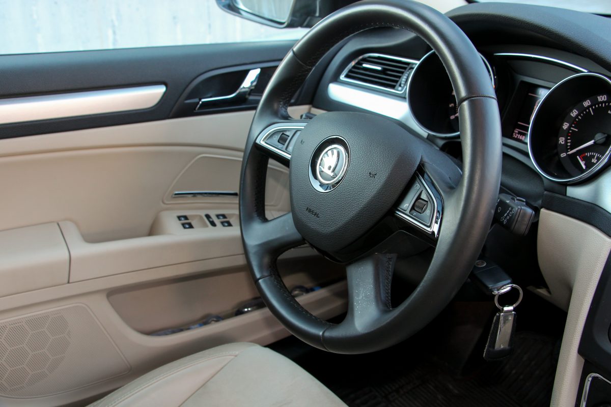 SKODA SUPERB