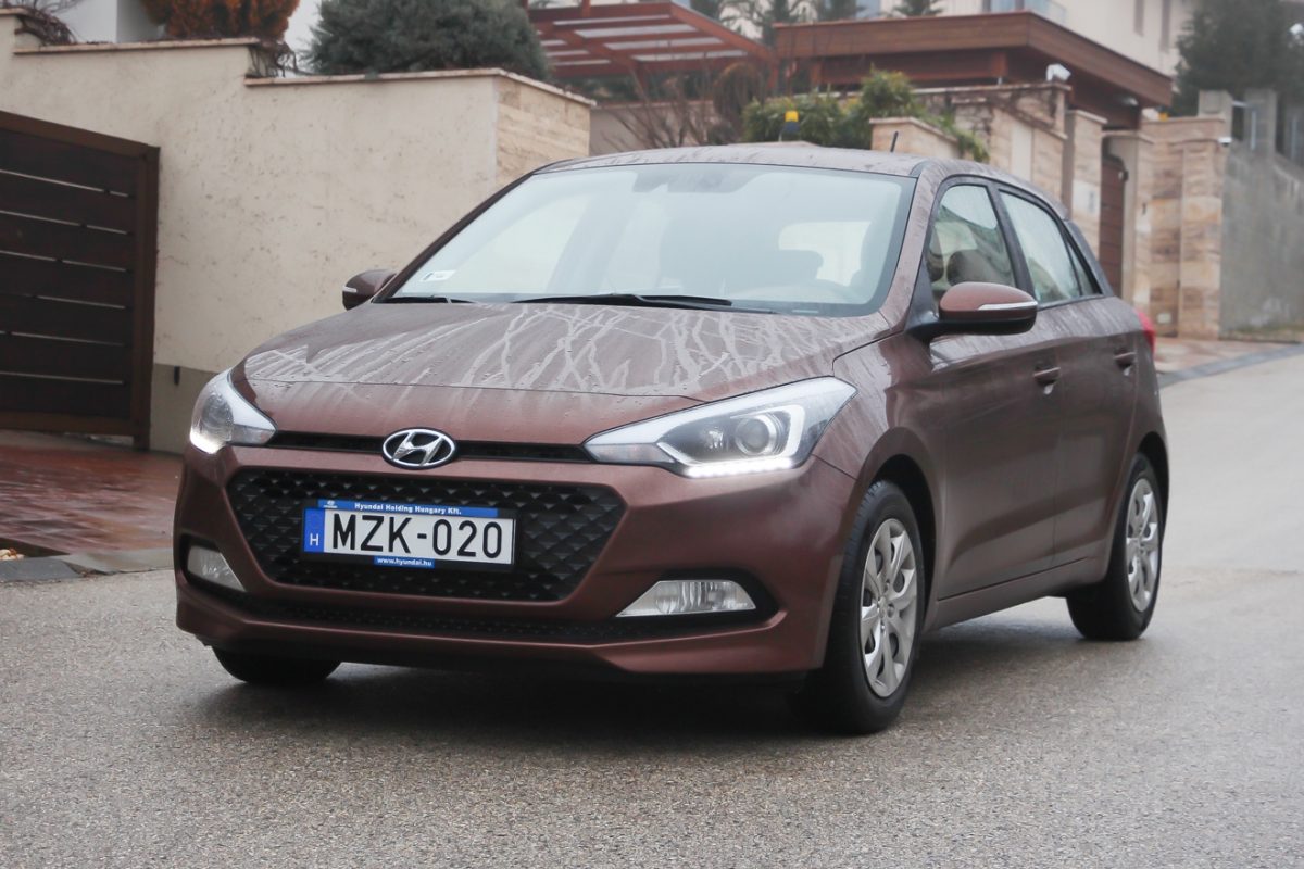 HYUNDAI