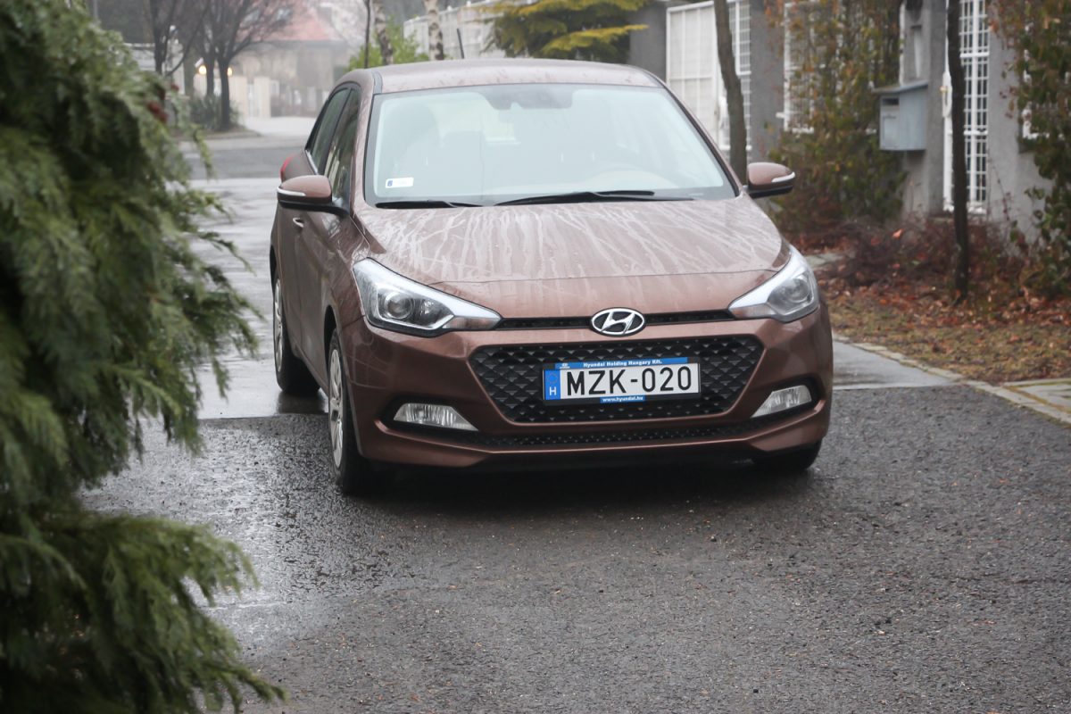 HYUNDAI