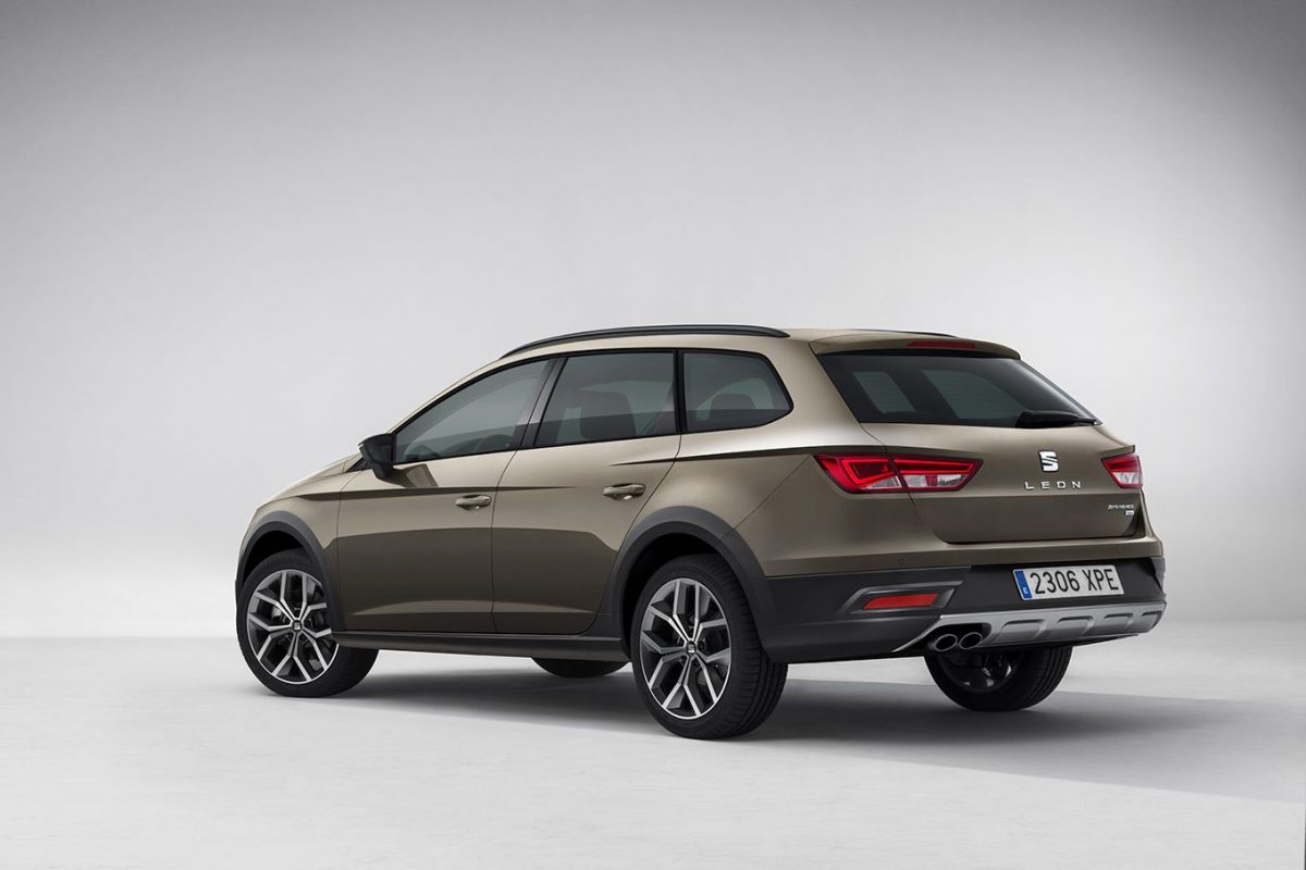 SEAT LEON