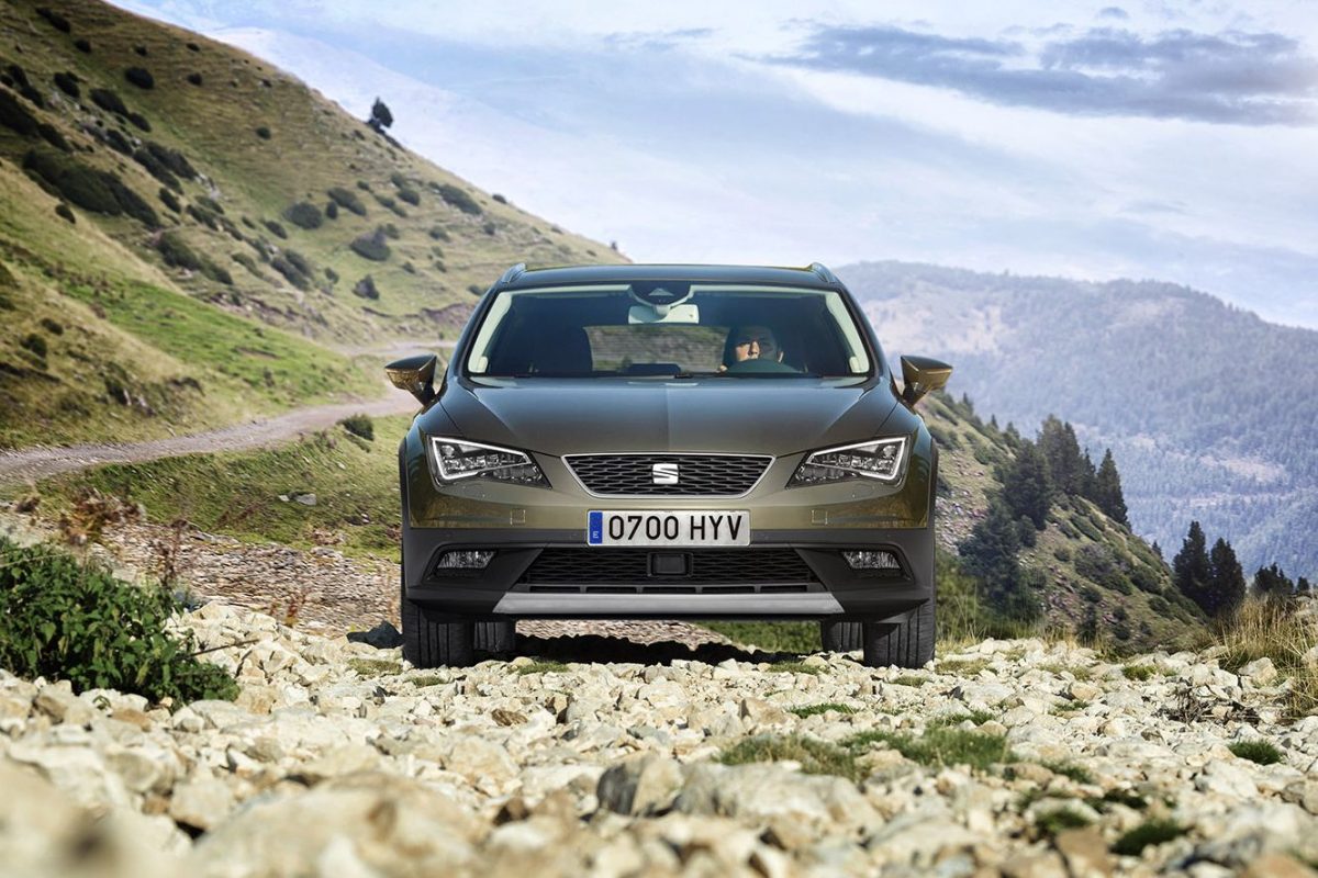 SEAT LEON