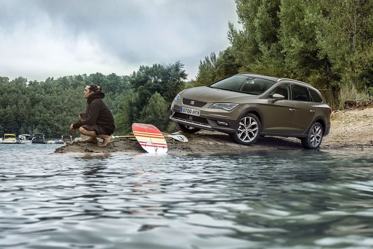 SEAT LEON