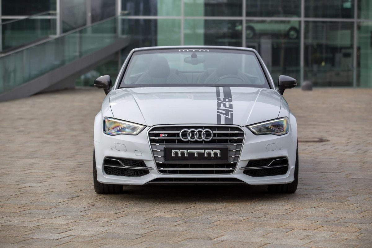 AUDI