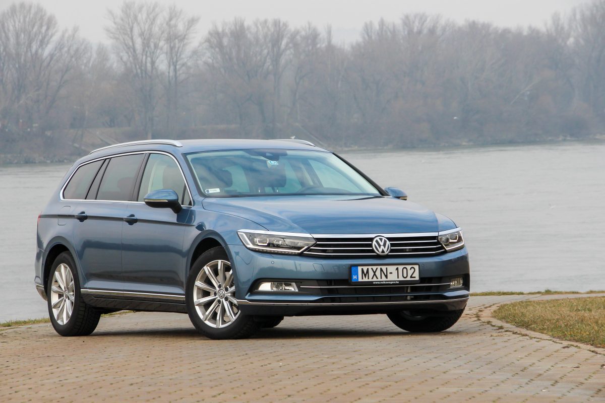 VOLKSWAGEN PASSAT