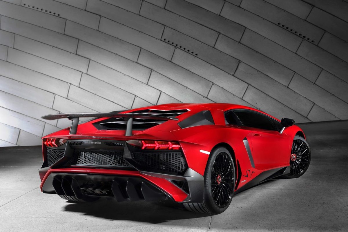 LAMBORGHINI