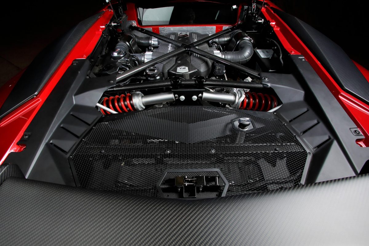 LAMBORGHINI