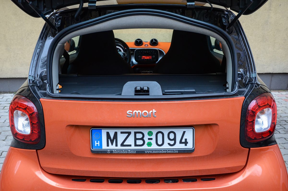 SMART FORTWO