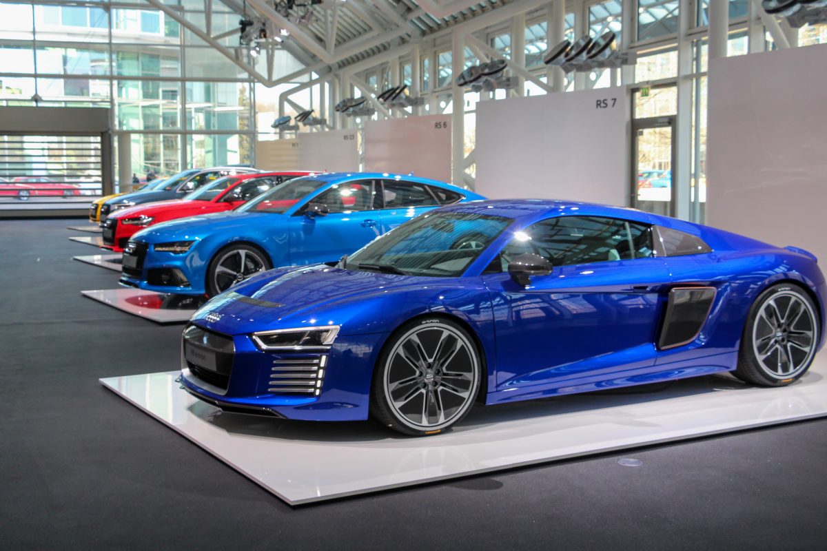 AUDI