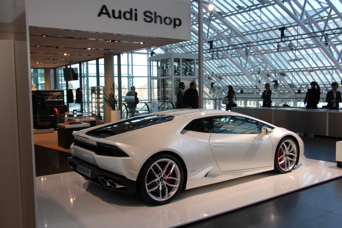 AUDI