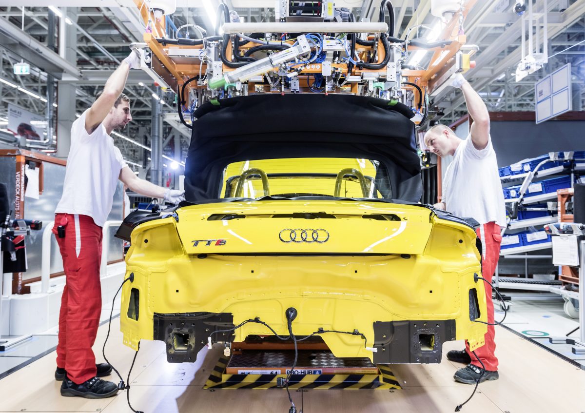 AUDI