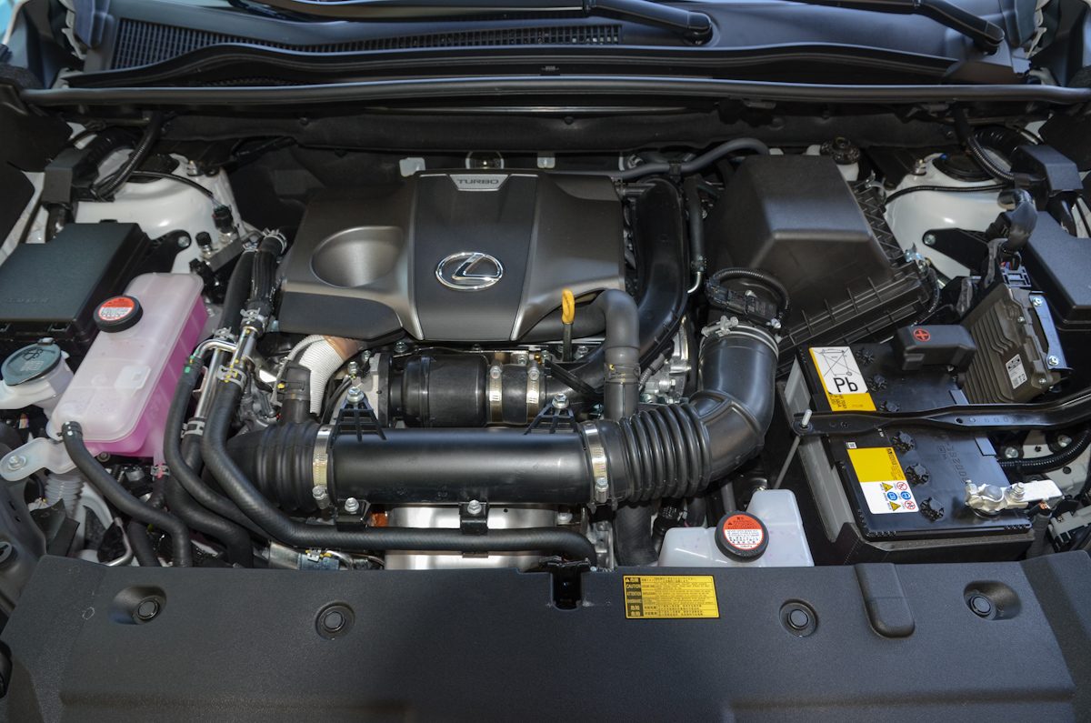 LEXUS