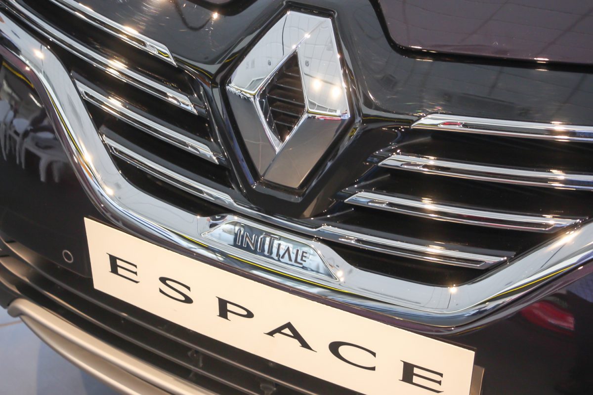 RENAULT