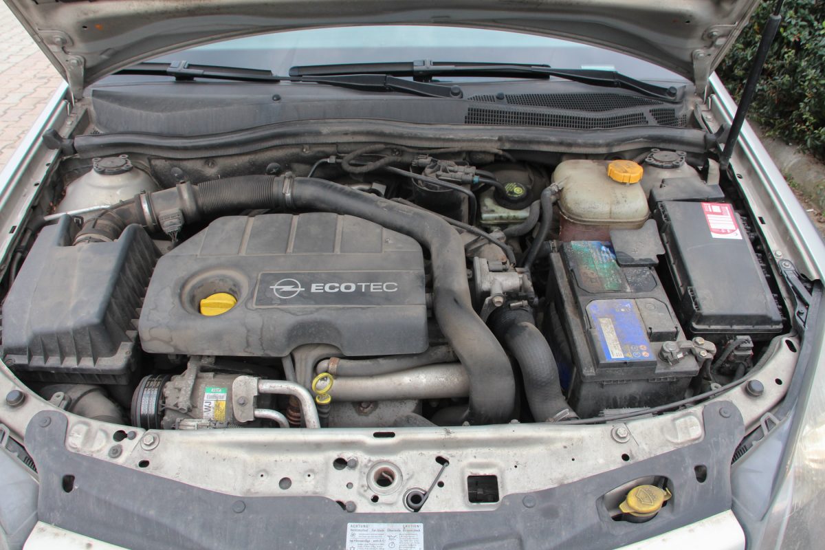 OPEL ASTRA H