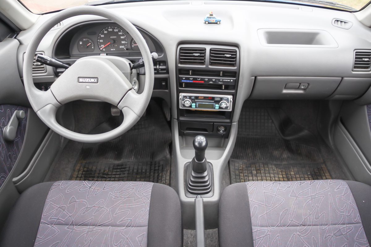SUZUKI