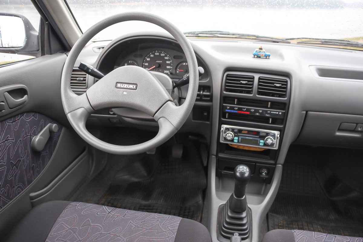 SUZUKI