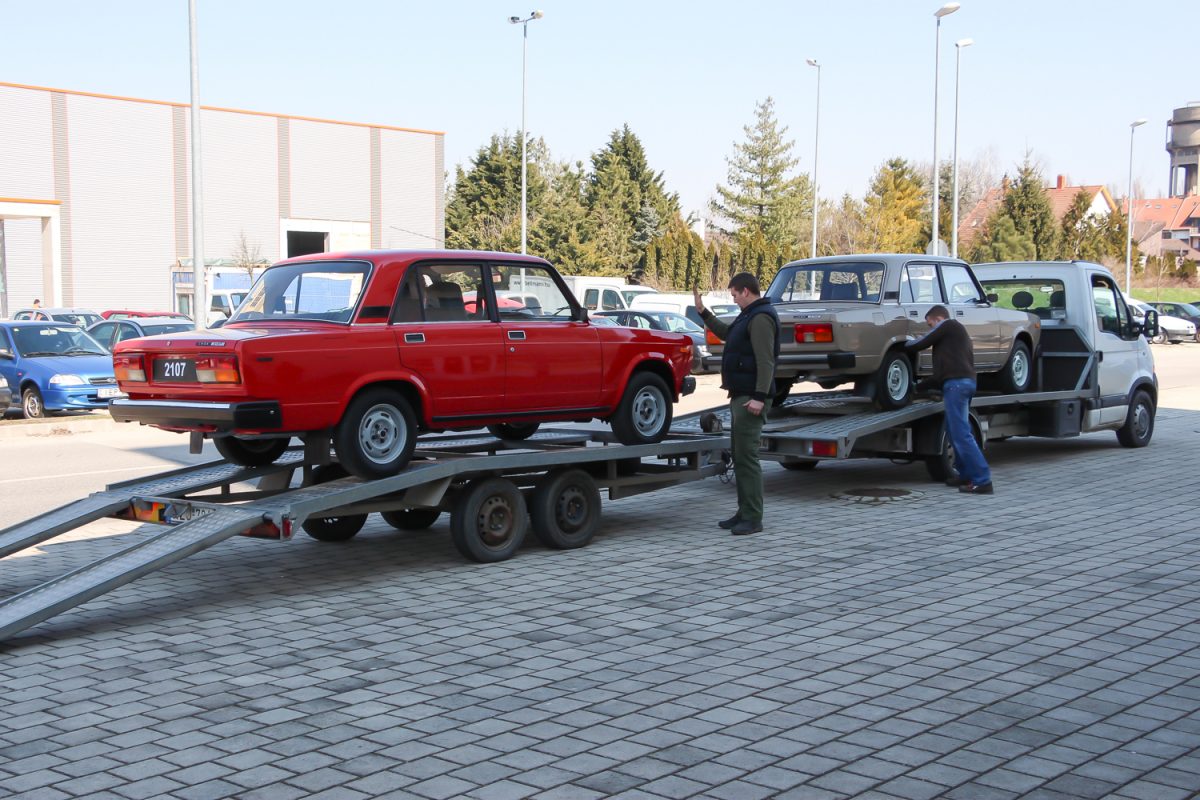LADA