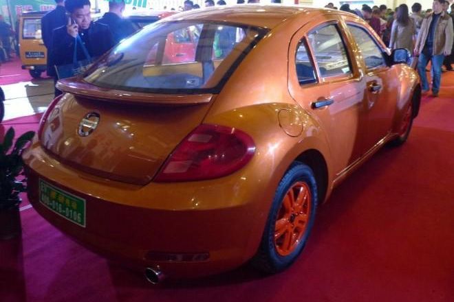 VOLKSWAGEN NEW BEETLE