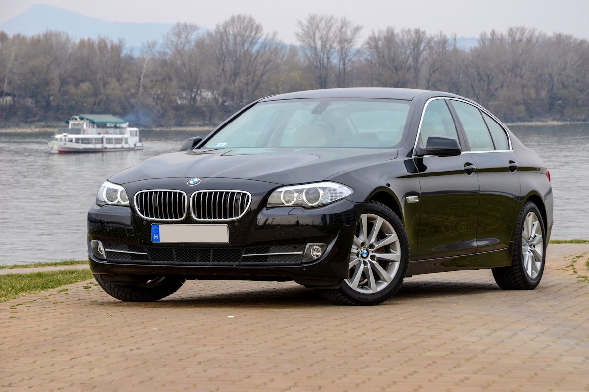 BMW 530