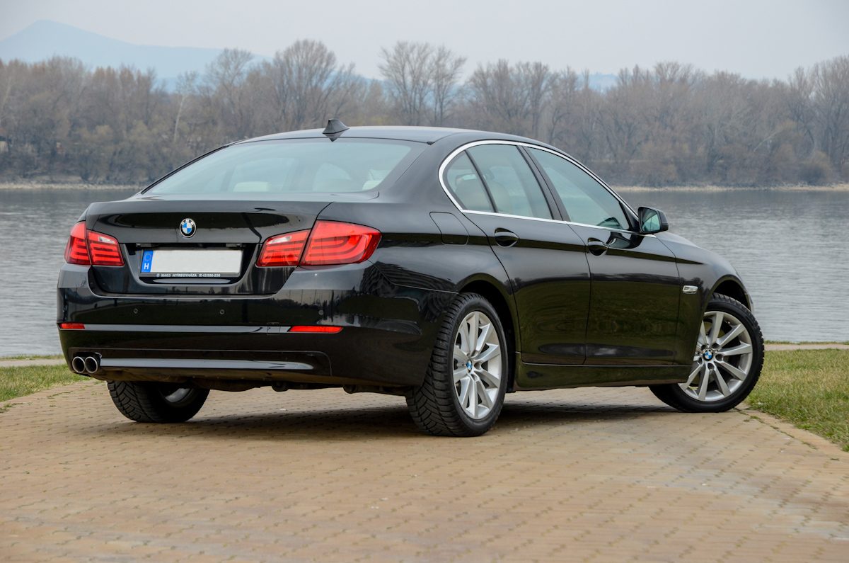 BMW 530
