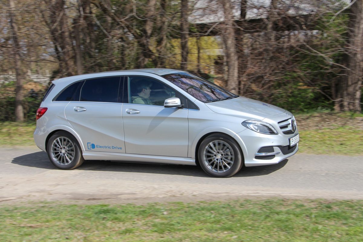 MERCEDES-BENZ
