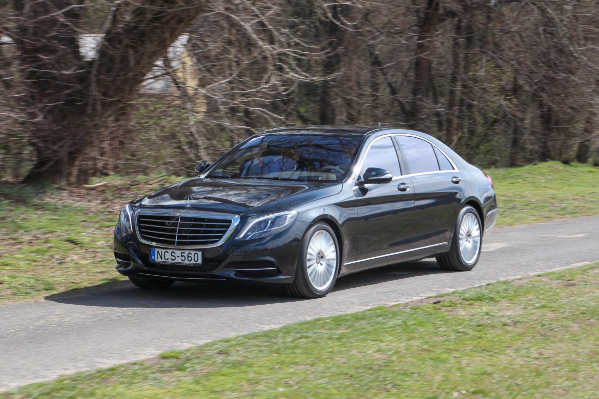 MERCEDES-BENZ